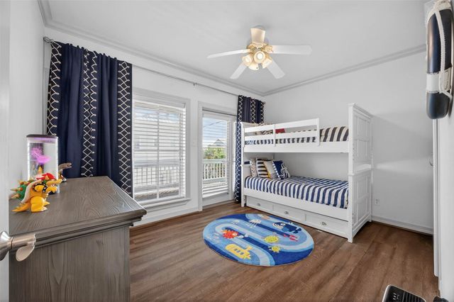 730 Beachtown Passage, Galveston, TX 77550