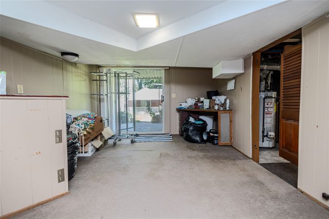 655 NW 43rd Avenue, Des Moines, IA 50313