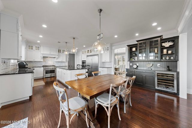 43 Valentine Street, Monmouth Beach, NJ 07750