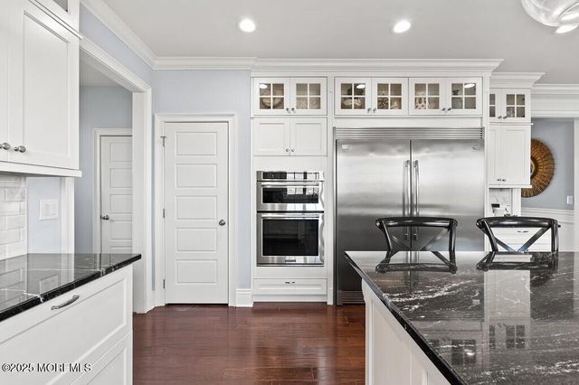 43 Valentine Street, Monmouth Beach, NJ 07750