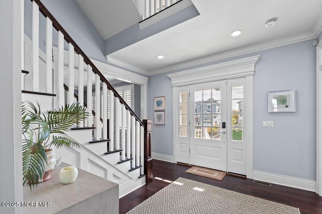 43 Valentine Street, Monmouth Beach, NJ 07750