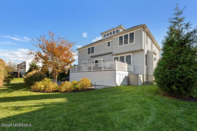 43 Valentine Street, Monmouth Beach, NJ 07750
