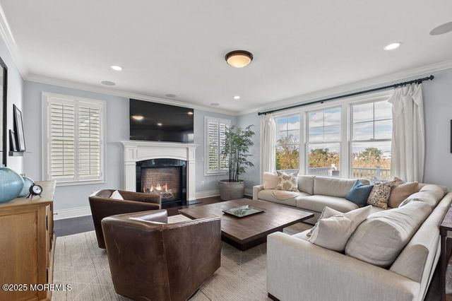 43 Valentine Street, Monmouth Beach, NJ 07750