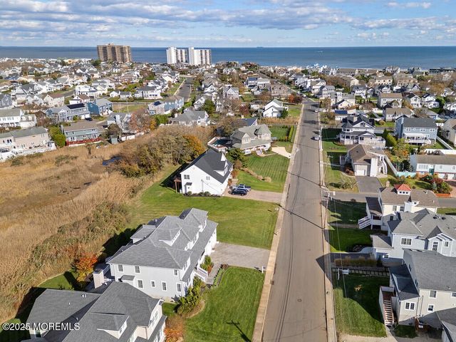 43 Valentine Street, Monmouth Beach, NJ 07750