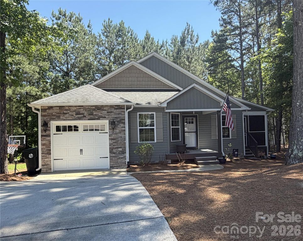612 Red Hawk Way 57, Clover, SC 29710