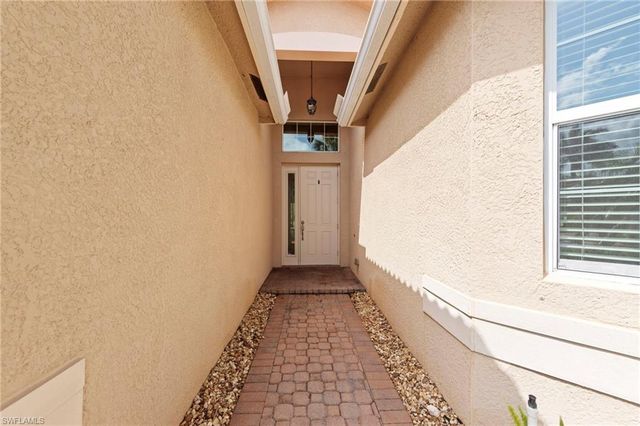 10308 Longleaf Pine CT, Fort Myers, FL 33913