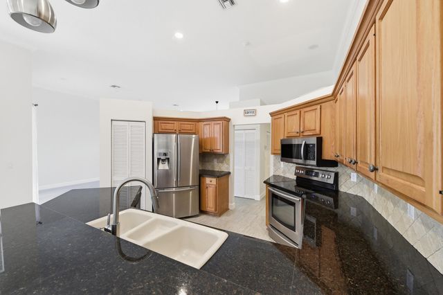 2644 MILLER Court, Weston, FL 33332