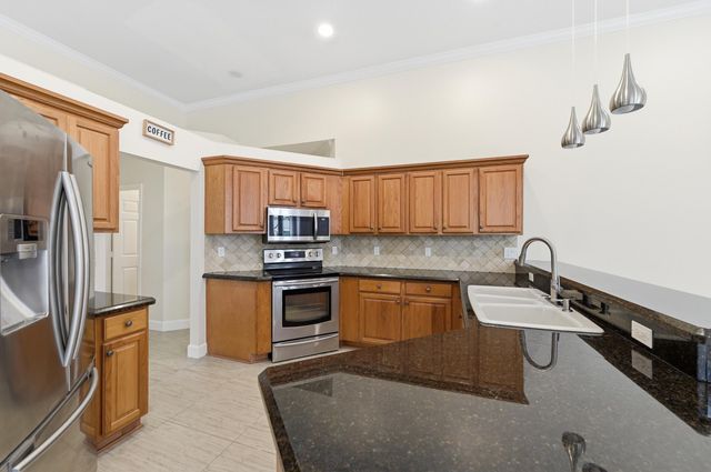 2644 MILLER Court, Weston, FL 33332