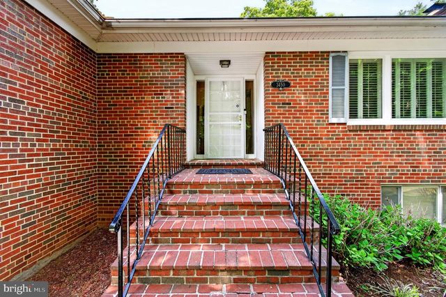 3450 NASH PL SE, Washington, DC 20019