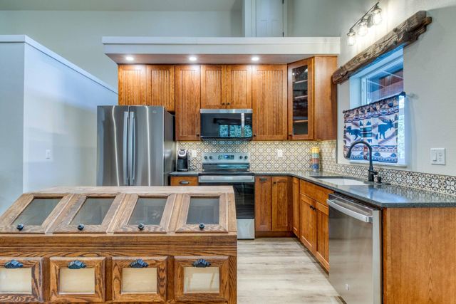 52624 Sunrise Boulevard, La Pine, OR 97739