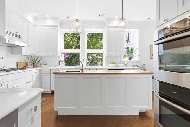 123 Saint Paul St 1, Brookline, MA 02446