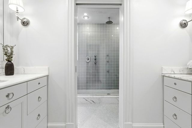 123 Saint Paul St 1, Brookline, MA 02446