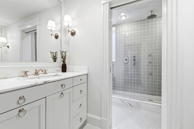123 Saint Paul St 1, Brookline, MA 02446