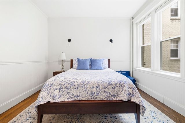 123 Saint Paul St 1, Brookline, MA 02446