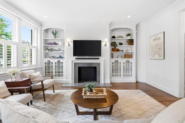 123 Saint Paul St 1, Brookline, MA 02446