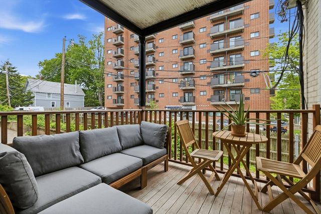123 Saint Paul St 1, Brookline, MA 02446
