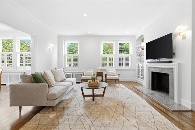 123 Saint Paul St 1, Brookline, MA 02446