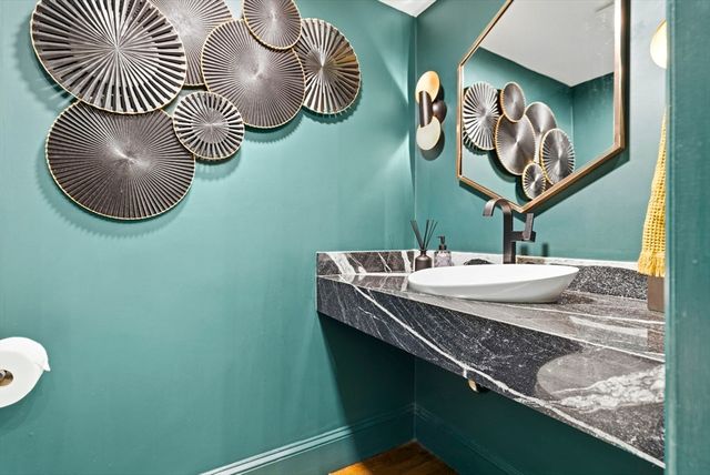 123 Saint Paul St 1, Brookline, MA 02446