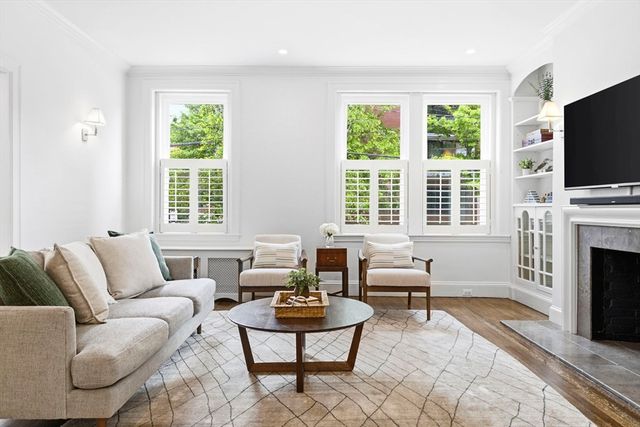 123 Saint Paul St 1, Brookline, MA 02446