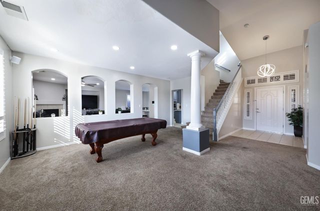 7105 Triple Falls Drive, Bakersfield, CA 93312