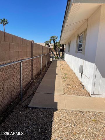 13207 N BRANDING IRON Drive, Sun City, AZ 85351