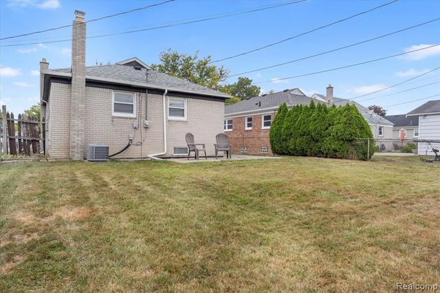 4281 19th Street, Wyandotte, MI 48192