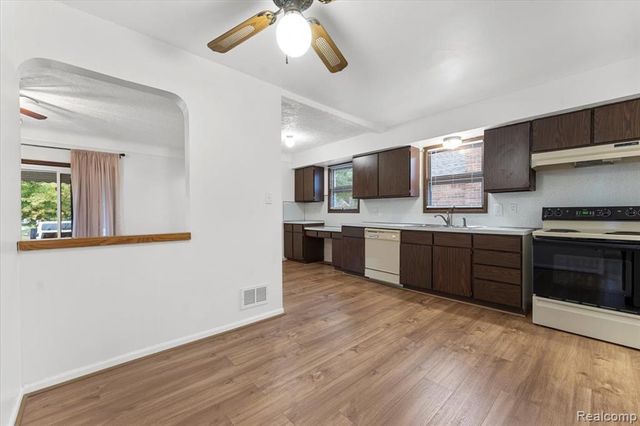 4281 19th Street, Wyandotte, MI 48192