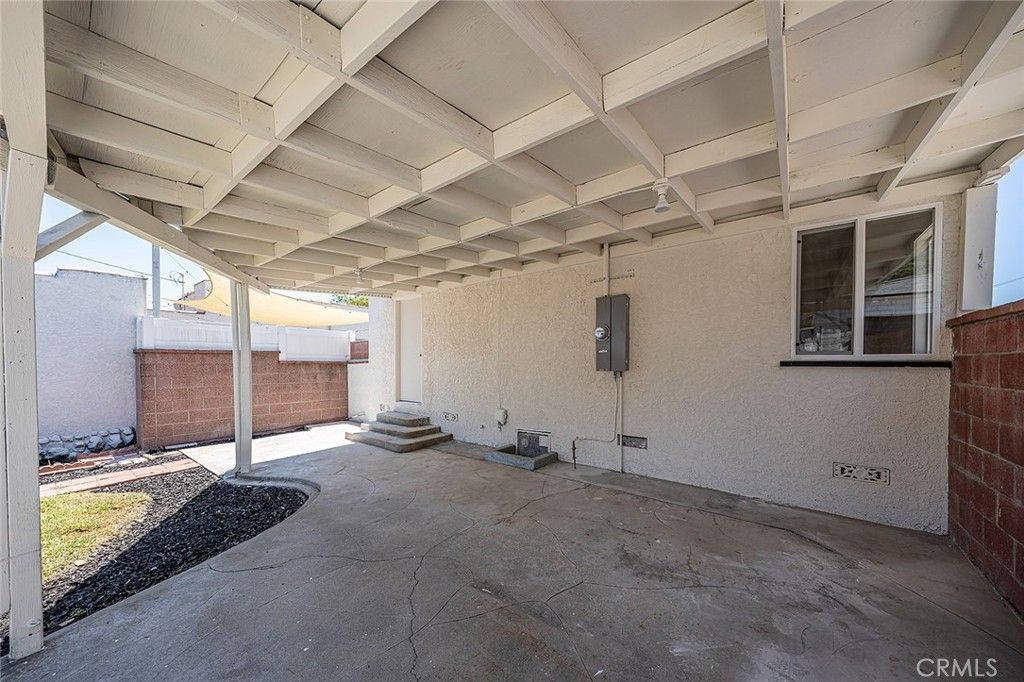 Image 17 of property listing at 241 E Plenty, Long Beach, CA 90805