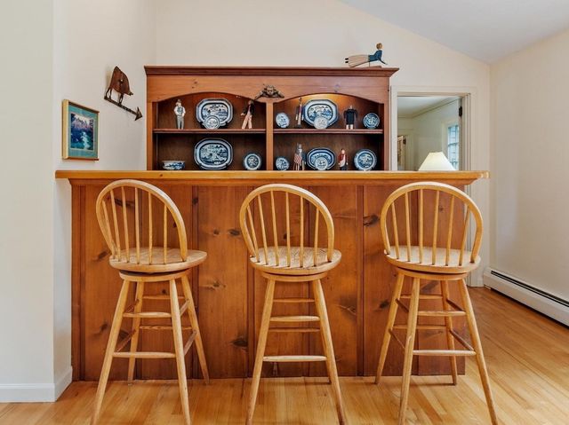 36 Haggetts Pond Rd, Andover, MA 01810
