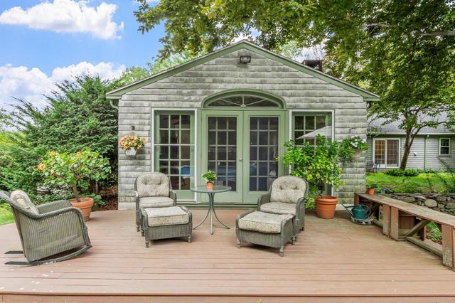 36 Haggetts Pond Rd, Andover, MA 01810