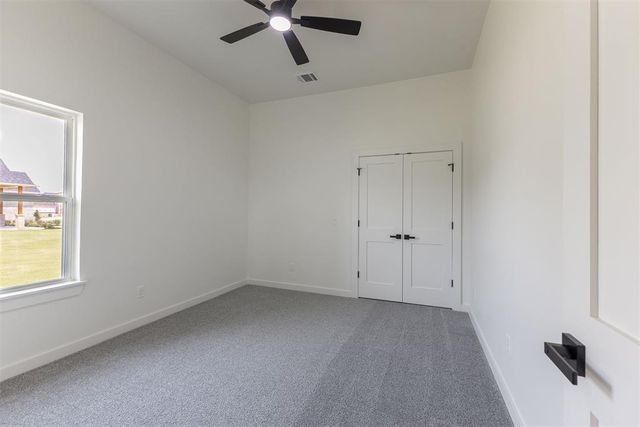 9385 Eliana Drive, Guthrie, OK 73044