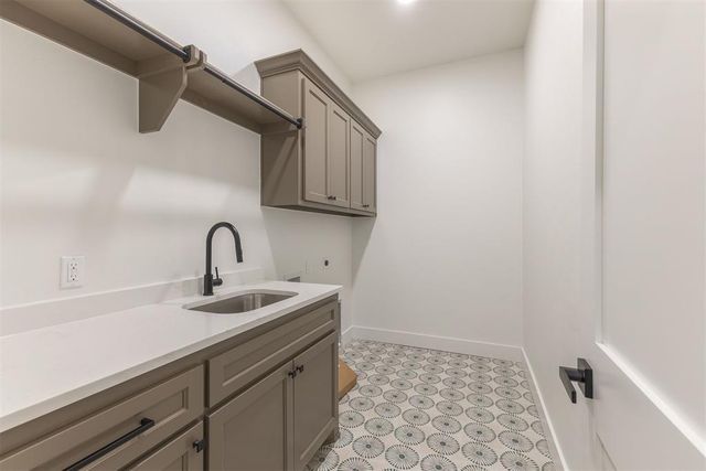 9385 Eliana Drive, Guthrie, OK 73044