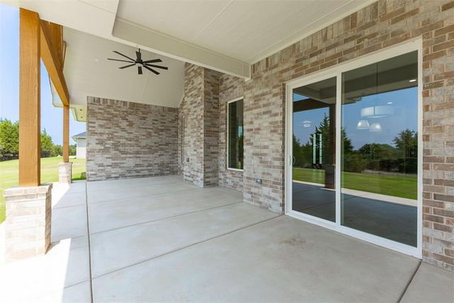 9385 Eliana Drive, Guthrie, OK 73044