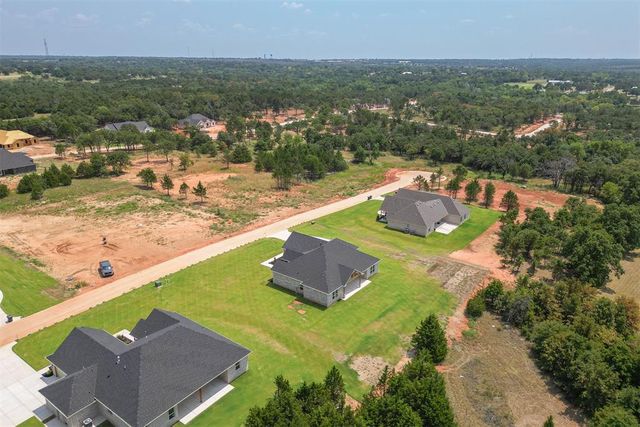 9385 Eliana Drive, Guthrie, OK 73044