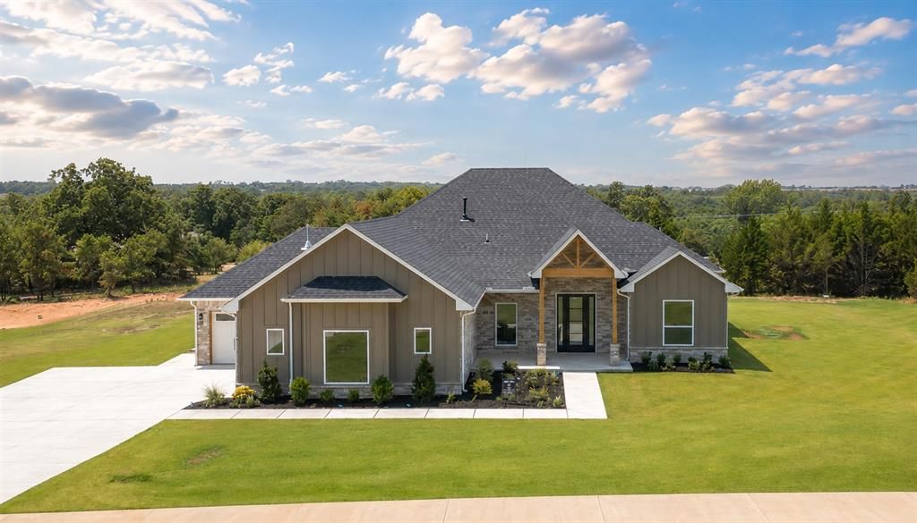 9385 Eliana Drive, Guthrie, OK 73044