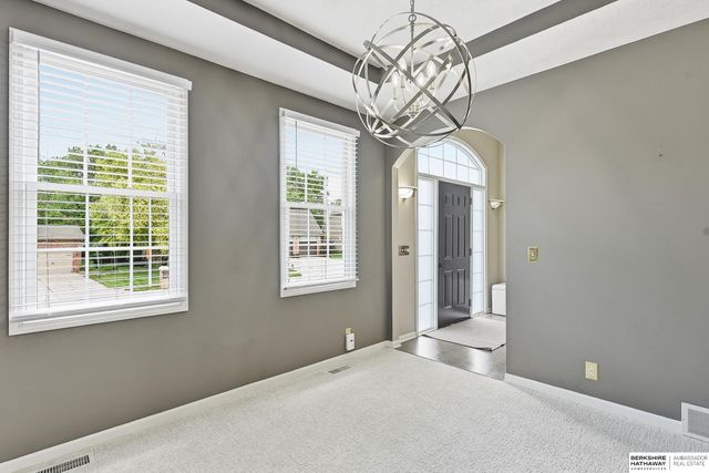 1867 S 177th Avenue, Omaha, NE 68130