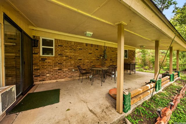 108 Woods End, New Braunfels, TX 78130