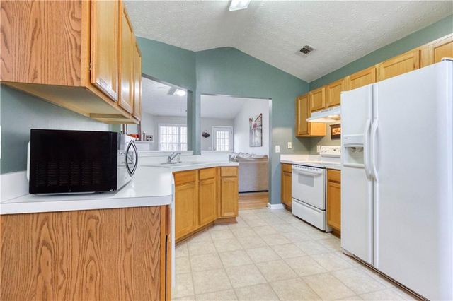 902 Yellow Pine Circle, Winder, GA 30680