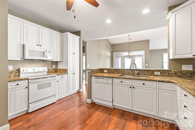 13440 Mint Lake Drive 55, Matthews, NC 28105