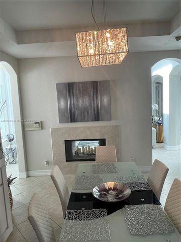 7896 NW 110th Dr, Parkland, FL 33076