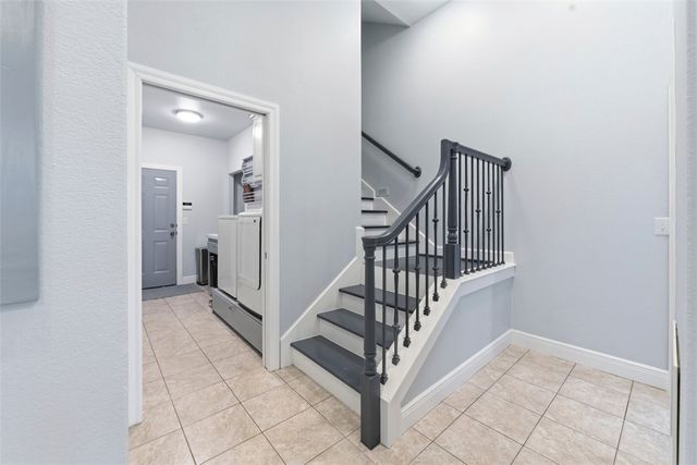 6702 W Braebourne Drive, Rogers, AR 72758