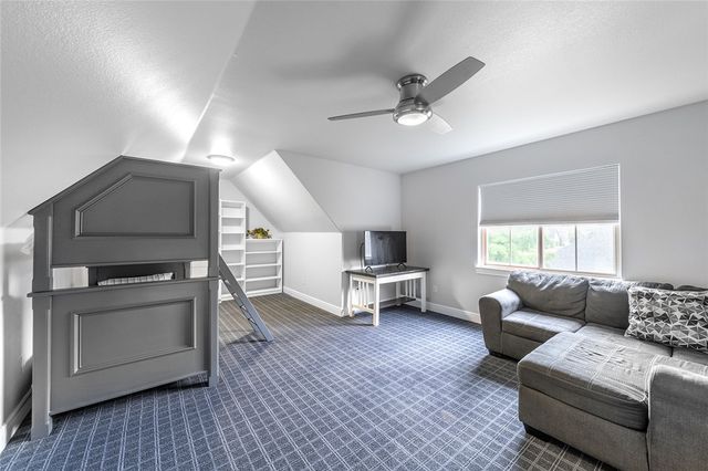 6702 W Braebourne Drive, Rogers, AR 72758
