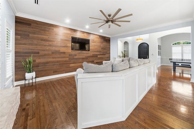 6702 W Braebourne Drive, Rogers, AR 72758