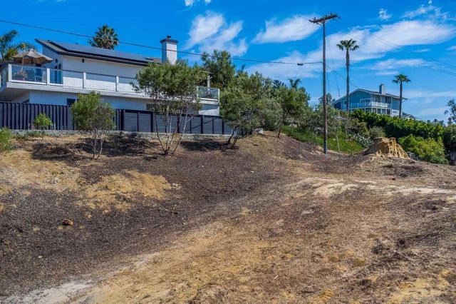 97 N Vulcan Ave, Encinitas, CA 92024
