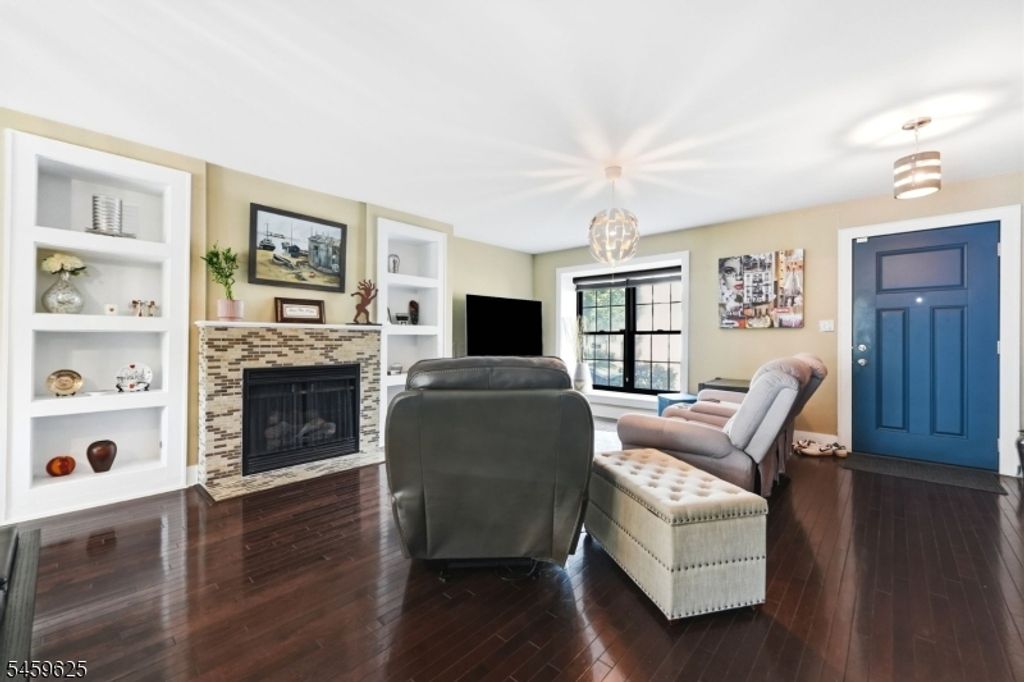 247 Mount Pleasant Ave, Newark City, NJ 07104 — photo 4