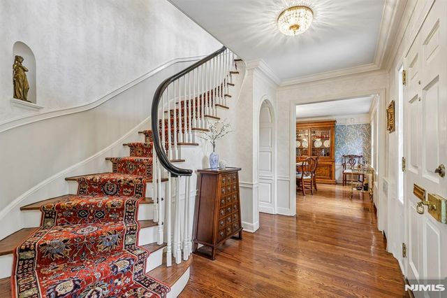 256 Lotte Road, Ridgewood, NJ 07450