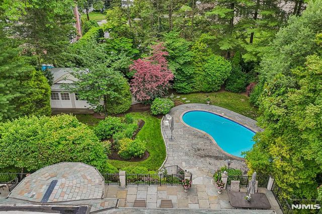 256 Lotte Road, Ridgewood, NJ 07450