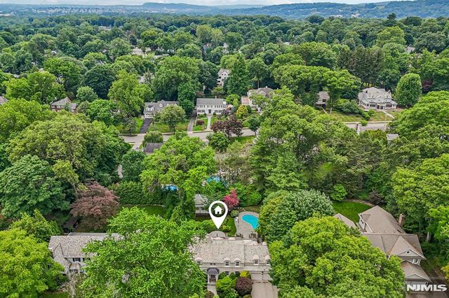 256 Lotte Road, Ridgewood, NJ 07450