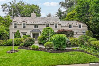 256 Lotte Road, Ridgewood, NJ 07450