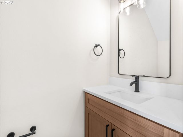 3134 Ne 72nd Ave, Portland, OR 97213